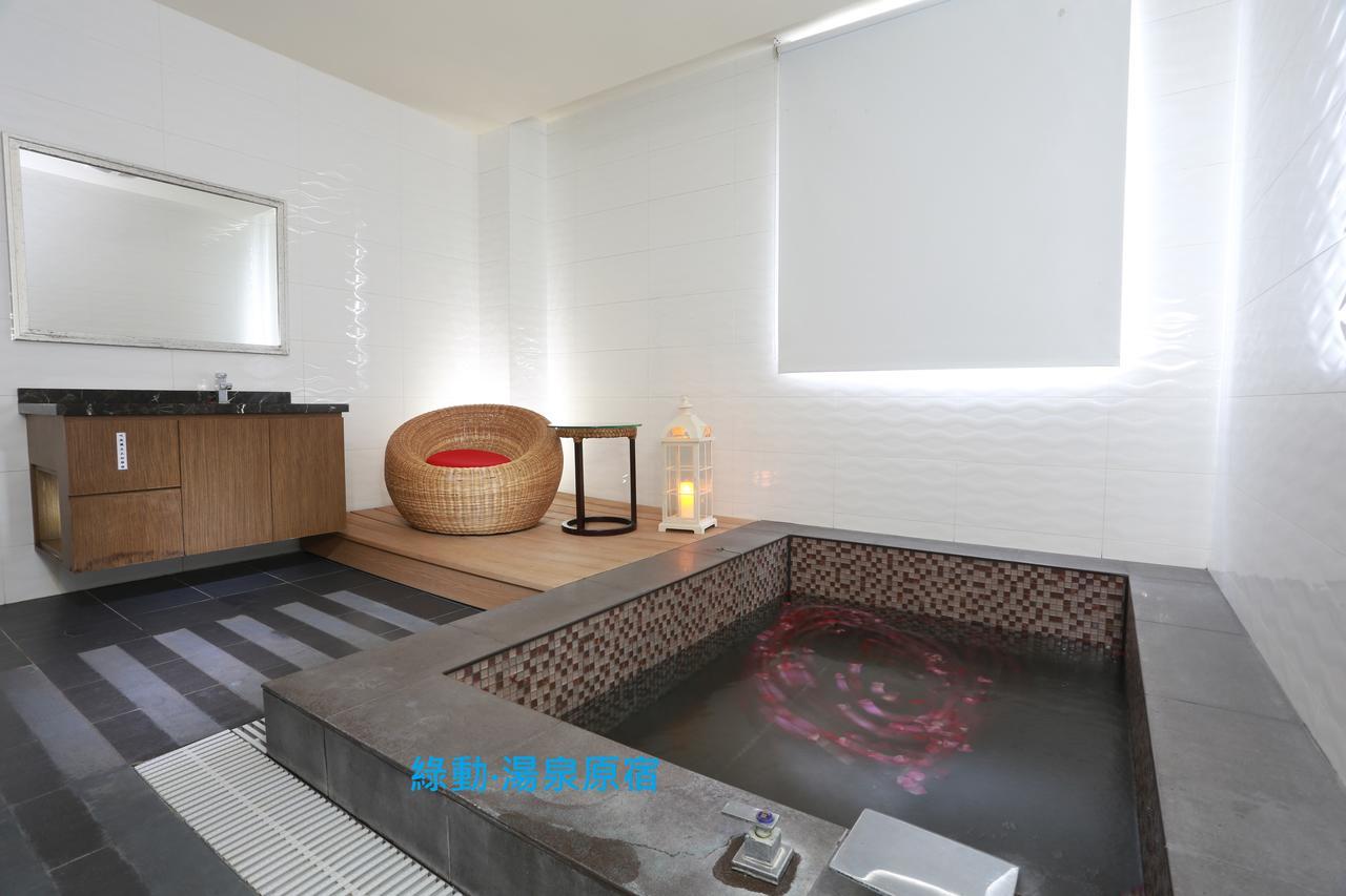 Green Life Spa Hot Spring Hotel Цзяосі Екстер'єр фото